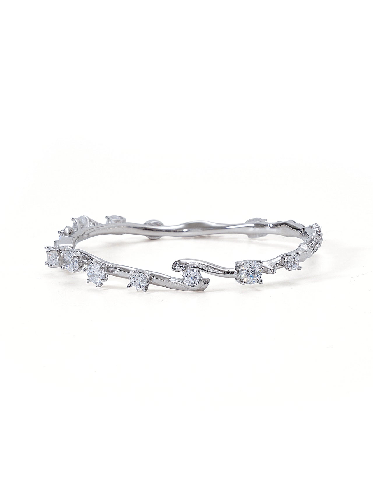 Irregular diamond bracelet